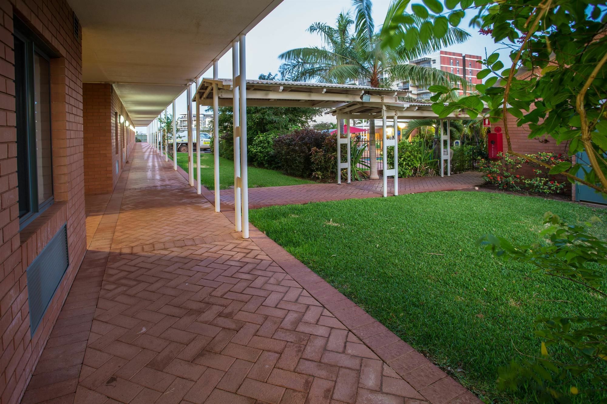 Karratha Central Apartments エクステリア 写真