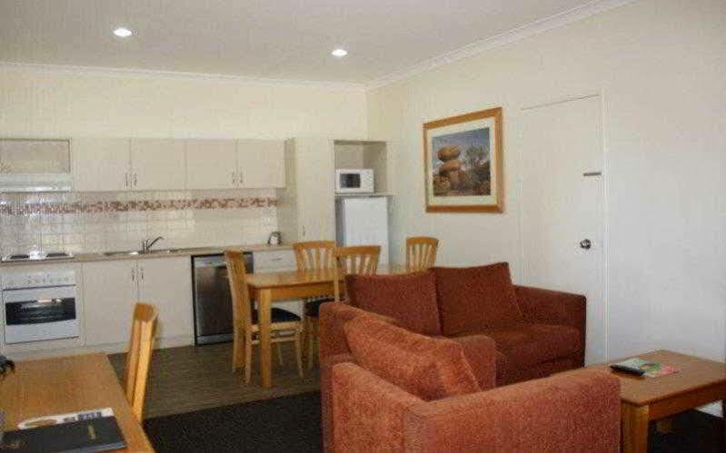 Karratha Central Apartments エクステリア 写真